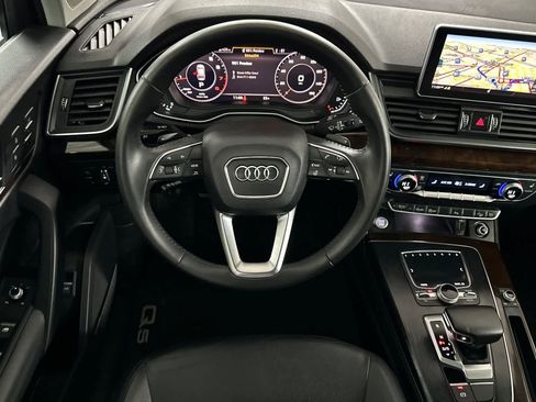 Used 2019 Audi Q5 Premium Plus image 14