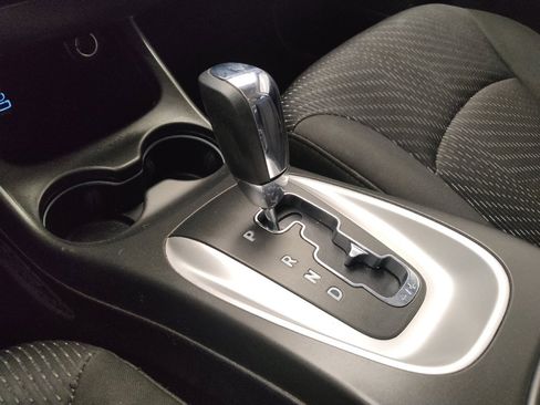 Used 2017 Dodge Journey SE w/ Flexible Seating Group FWD image 26