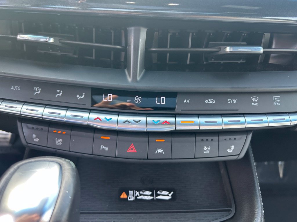 Used 2021 Cadillac CT4 Premium Luxury RWD image 43