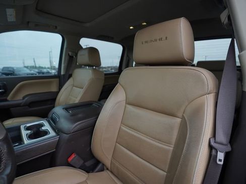 Used 2019 GMC Sierra 3500 Denali w/ Duramax Plus Package image 36