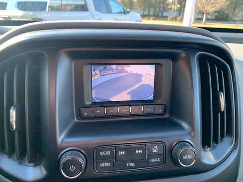 Used 2017 GMC Canyon W/T image 23