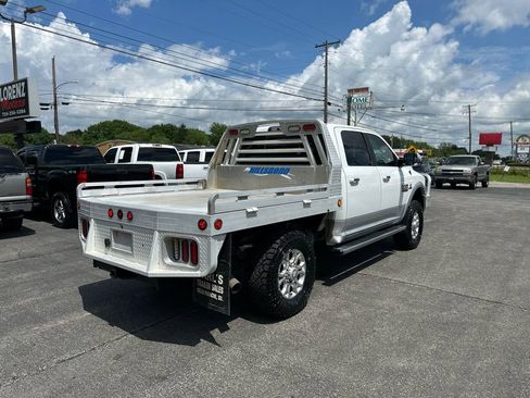 Used 2015 RAM 3500 Laramie AWD/4WD image 3