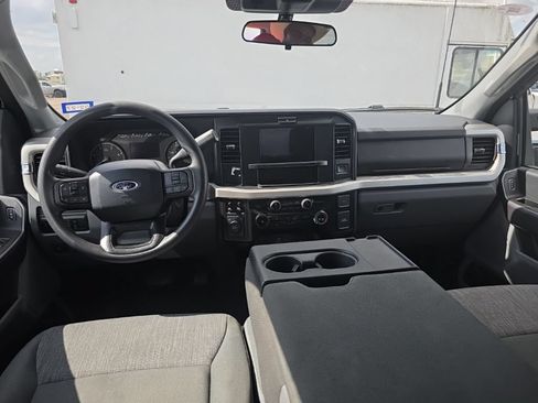 Used 2025 Ford F350 XLT AWD/4WD image 21
