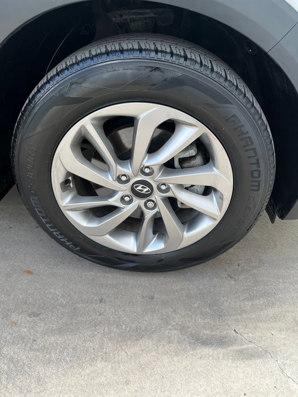 Used 2016 Hyundai Tucson SE w/ Option Group 02 FWD image 25