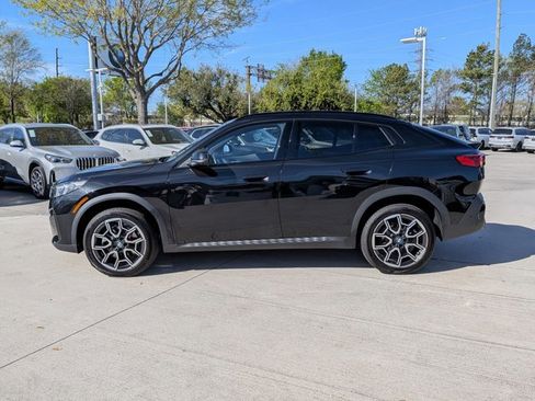 Used 2025 BMW X2 xDrive28i w/ Premium Package image 9