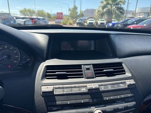 Used 2012 Honda Crosstour EX-L image 26