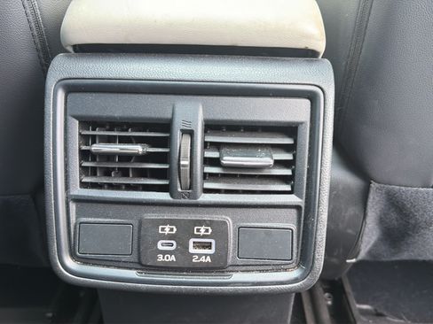 Used 2025 Subaru Forester Premium w/ Convenience Package #1 AWD/4WD image 17