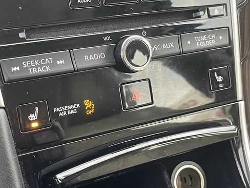 Used 2018 INFINITI Q50 Luxe w/ Essential Package (3.0T Luxe) image 31