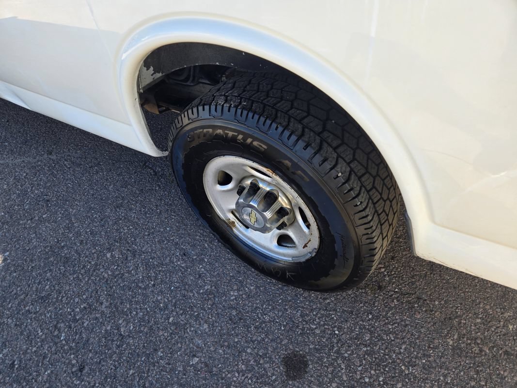 Used 2015 Chevrolet Express 3500 LT w/ LT Preferred Equipment Group RWD image 7