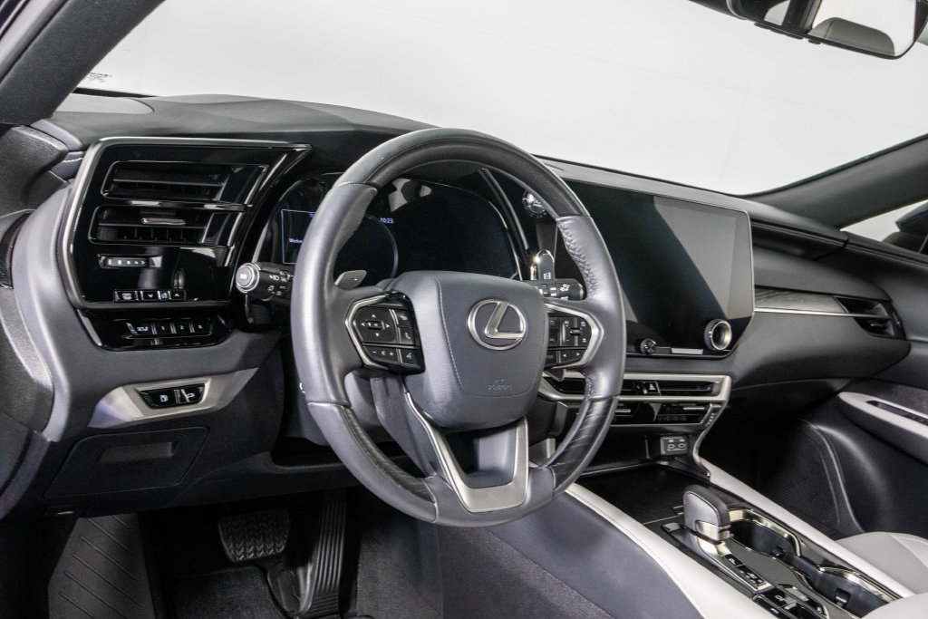 Used 2024 Lexus RX 350 Premium w/ Accessory Package (Z1) FWD image 18
