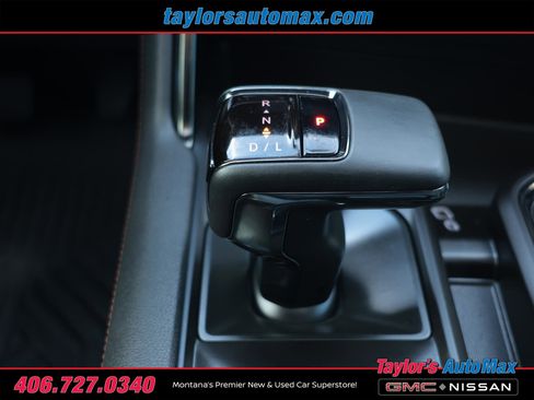 Used 2025 GMC Sierra 1500 AT4 w/ AT4 Premium Package image 31