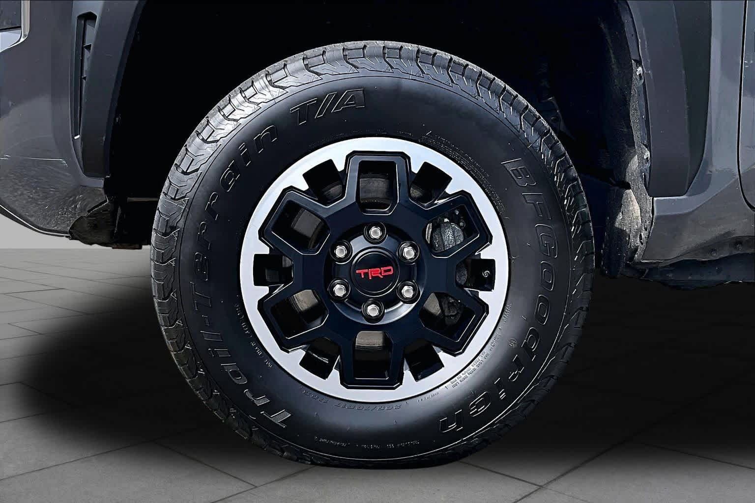 Used 2024 Toyota Tacoma TRD Off-Road AWD/4WD image 11
