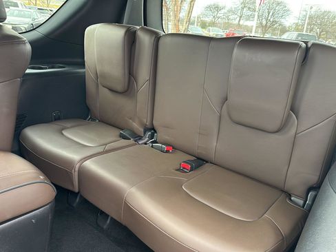 Used 2024 Nissan Armada Platinum w/ Captain's Chairs Package image 17