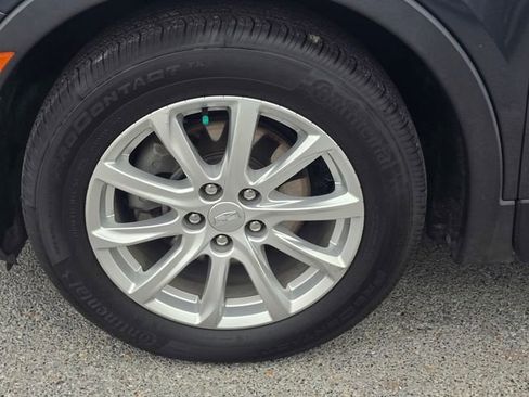 Used 2021 Cadillac XT4 Luxury FWD image 11