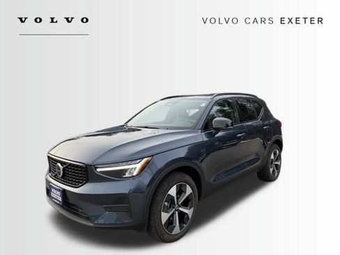 New 2026 Volvo XC40 B5 Core w/ Protection Package Premier AWD/4WD image 1