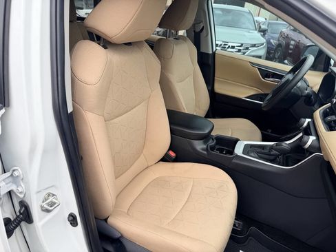 Used 2023 Toyota RAV4 XLE w/ Convenience Package image 24