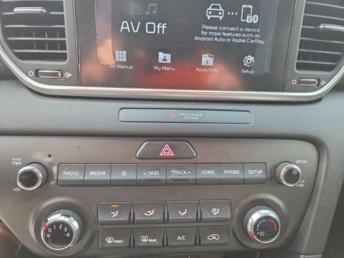 Used 2020 Kia Sportage S AWD/4WD image 10