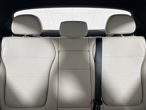 Used 2024 Mercedes-Benz C 300 Sedan image 14