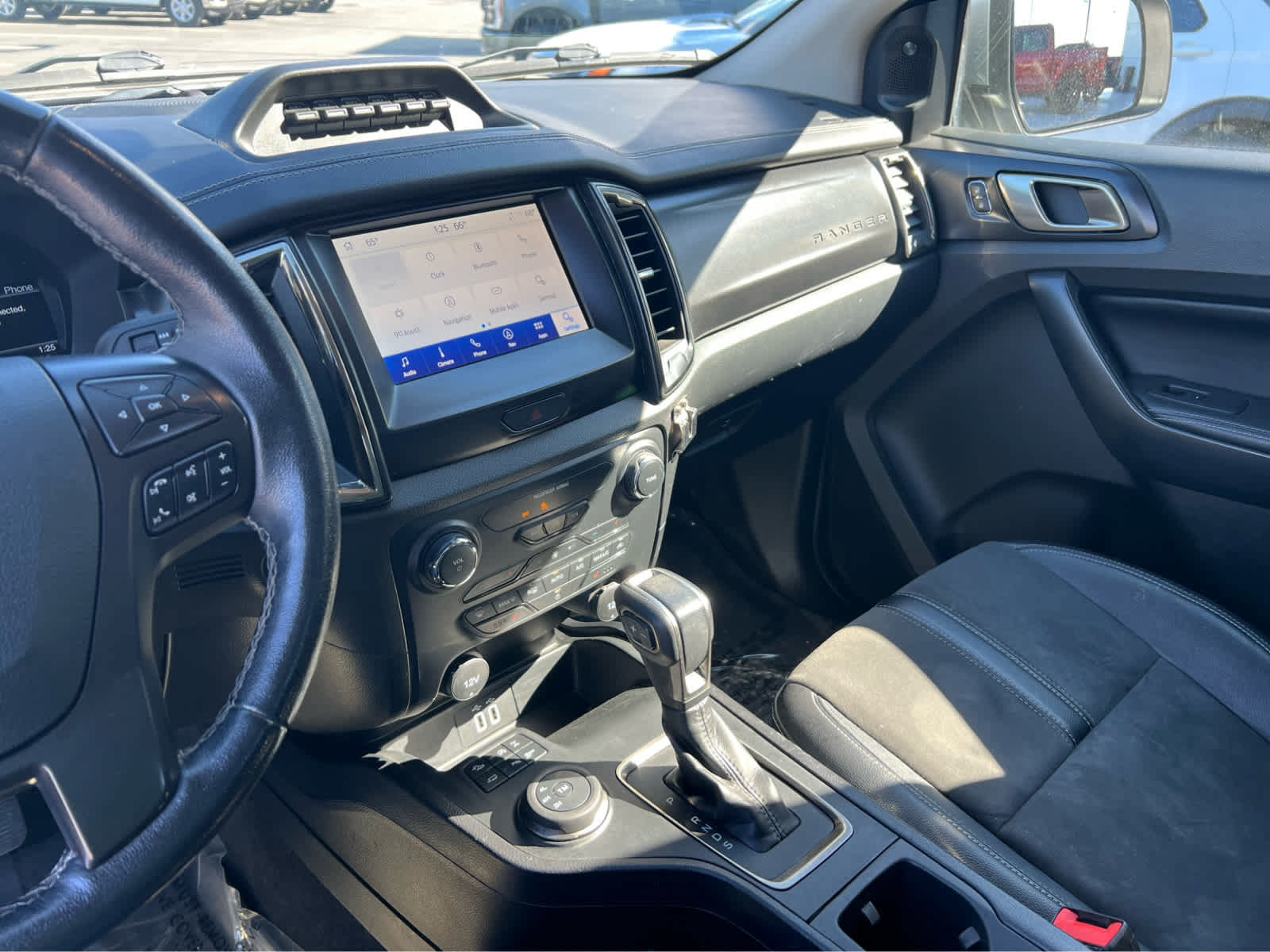 Used 2023 Ford Ranger Lariat w/ Tremor Off-Road Package AWD/4WD image 7