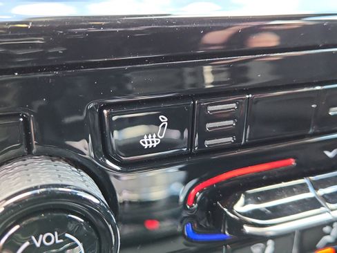 New 2025 Jeep Grand Cherokee L Laredo w/ Luxury Tech Group I image 21