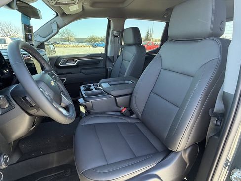 New 2026 Chevrolet Silverado 1500 LT w/ Leather Package image 22
