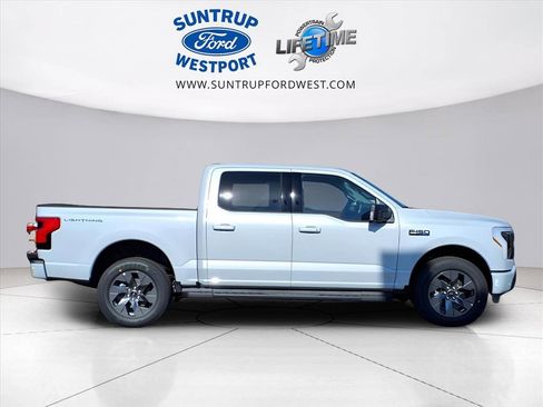 New 2025 Ford F150 Lightning Flash image 3