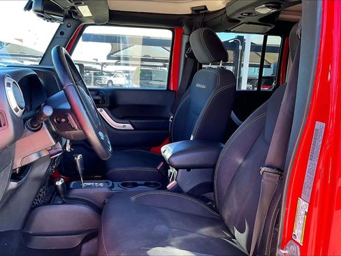 Certified 2018 Jeep Wrangler Unlimited Sahara w/ Connectivity Group image 9