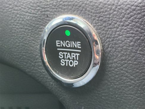 Used 2021 Ford Edge Titanium w/ Equipment Group 301A image 22