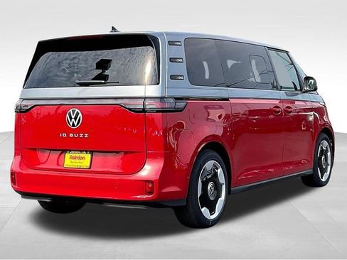 New 2025 Volkswagen ID. Buzz Pro S image 16