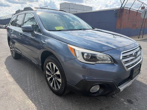 Used 2017 Subaru Outback 2.5i Limited AWD/4WD image 11