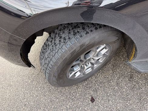 Used 2025 Ford Expedition Active image 40