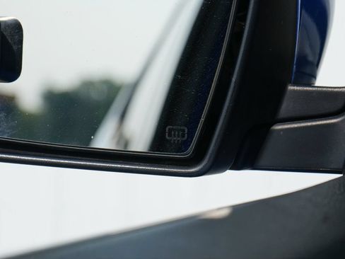 Used 2019 Jeep Compass Latitude FWD image 28