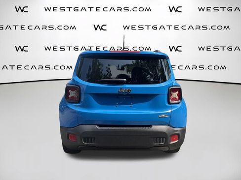 Used 2015 Jeep Renegade Latitude w/ Popular Equipment Group FWD image 5