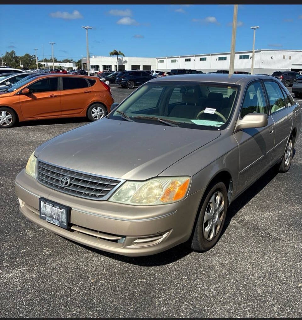 Used 2003 Toyota Avalon XL FWD image 1