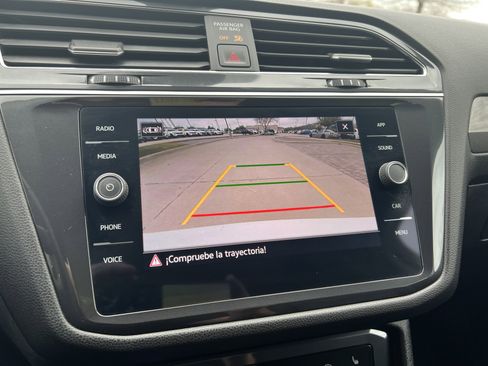 Certified 2023 Volkswagen Tiguan SE image 23