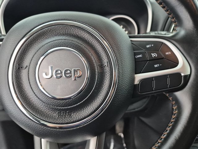 Used 2020 Jeep Compass Latitude AWD/4WD image 30