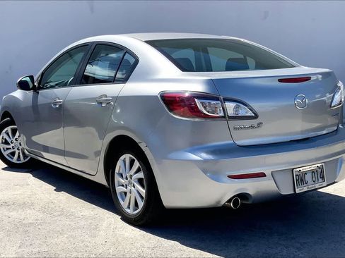 Used 2012 MAZDA MAZDA3 i Touring FWD image 4