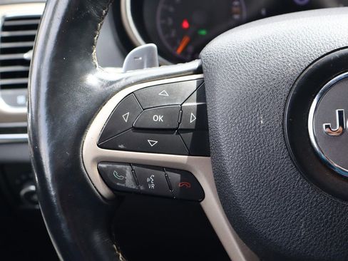 Used 2014 Jeep Grand Cherokee Overland AWD/4WD image 15