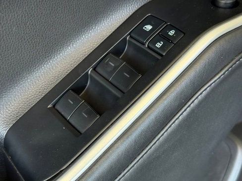 Certified 2022 Toyota Highlander XLE image 22