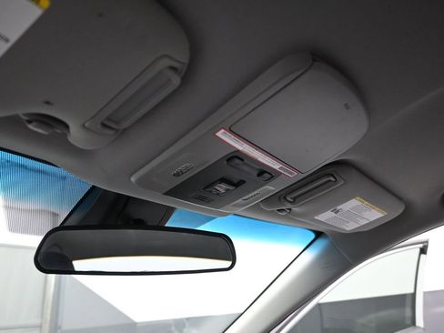 Used 2019 Toyota Camry SE image 9