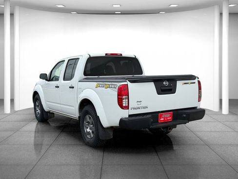 Used 2013 Nissan Frontier Desert Runner image 4