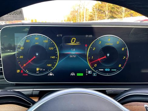 Used 2021 Mercedes-Benz GLS 450 4MATIC image 26