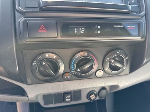 Used 2014 Toyota Tacoma PreRunner image 9