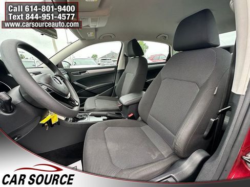 Used 2016 Volkswagen Passat 1.8T S FWD image 8