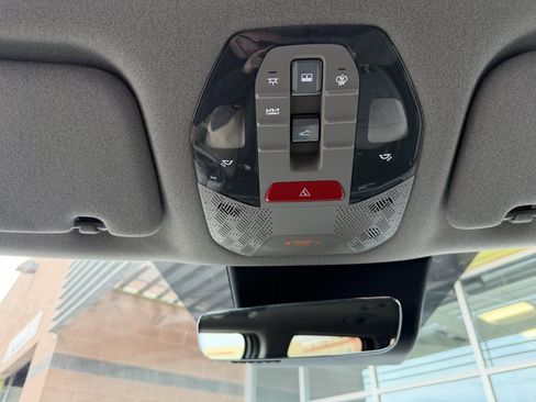 Used 2026 Kia EV9 Wind image 27