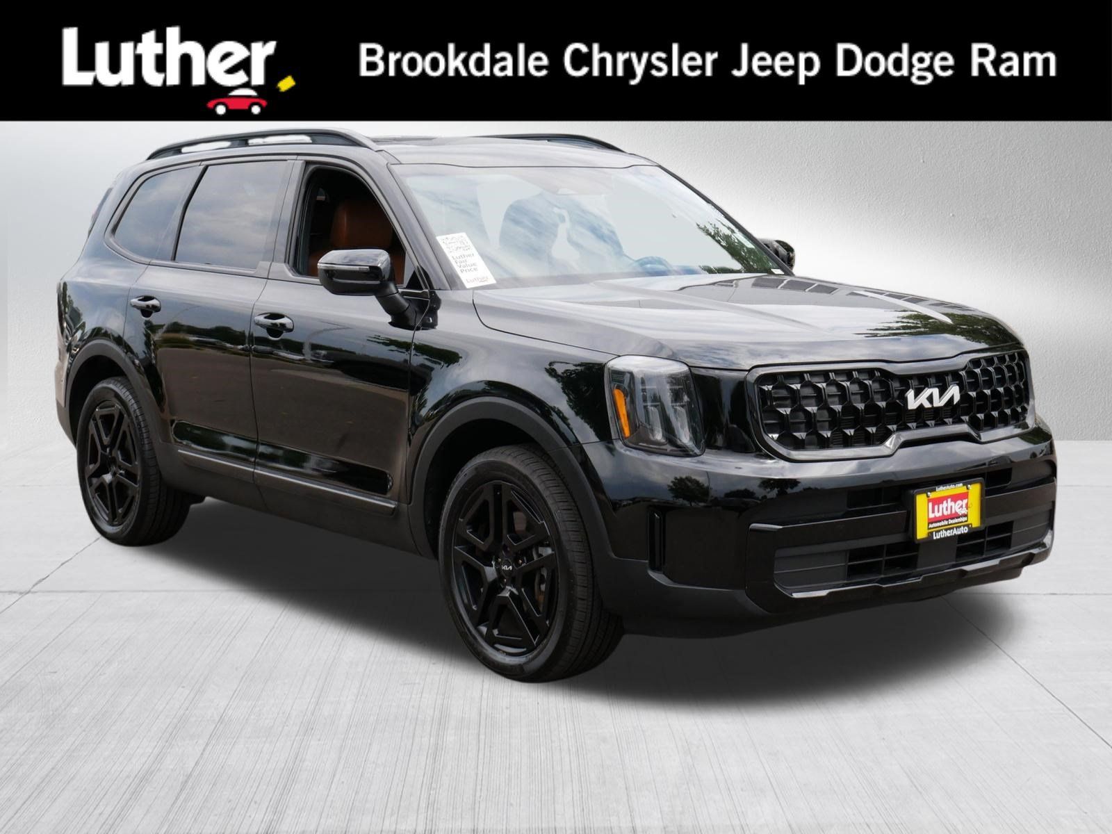 Used 2024 Kia Telluride EX X-Line AWD/4WD image 1