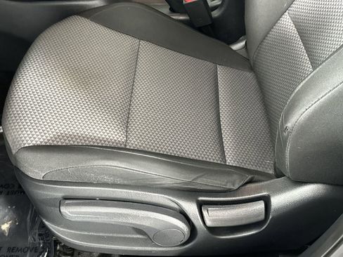 Used 2020 Kia Soul LX image 12