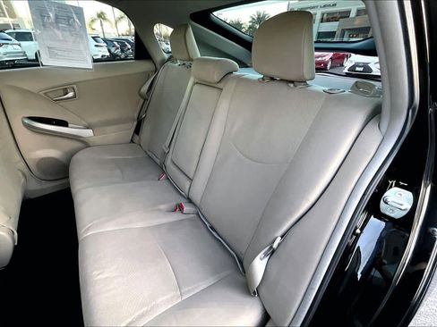 Used 2013 Toyota Prius Two image 18