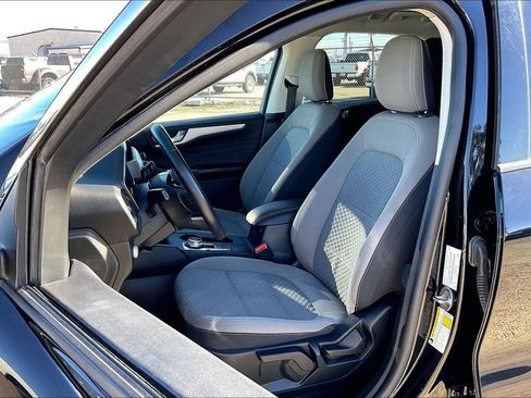 Certified 2021 Ford Escape SE w/ Cold Weather Package image 18