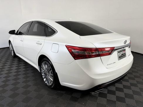 Used 2016 Toyota Avalon Limited FWD image 16